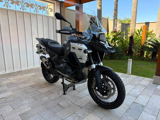 BMW R 1300 GS ADVENTURE TRIPLE BLACK BMW R 1300 GS ADVENTURE TRIPLE BLACK